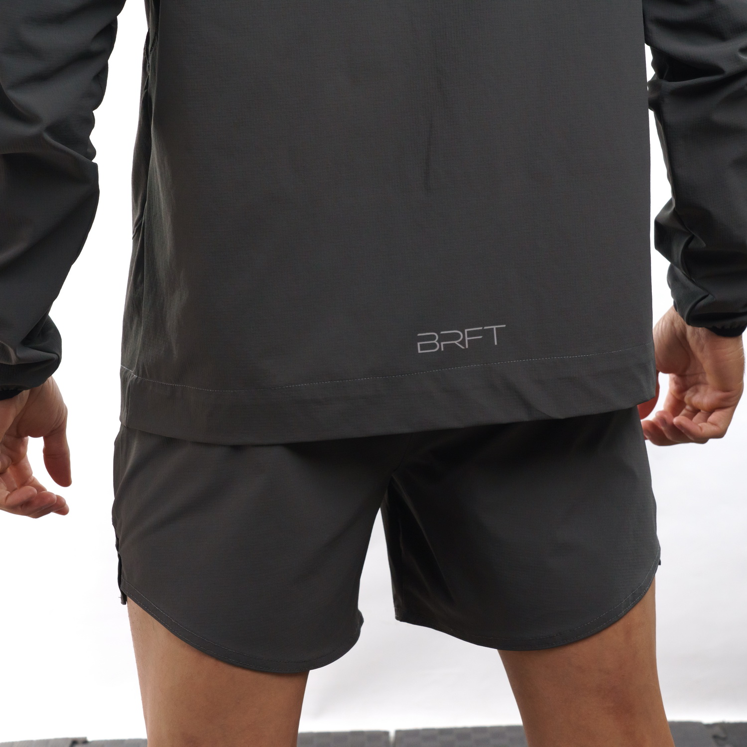 Campera Rompeviento Unisex - Imagen 10
